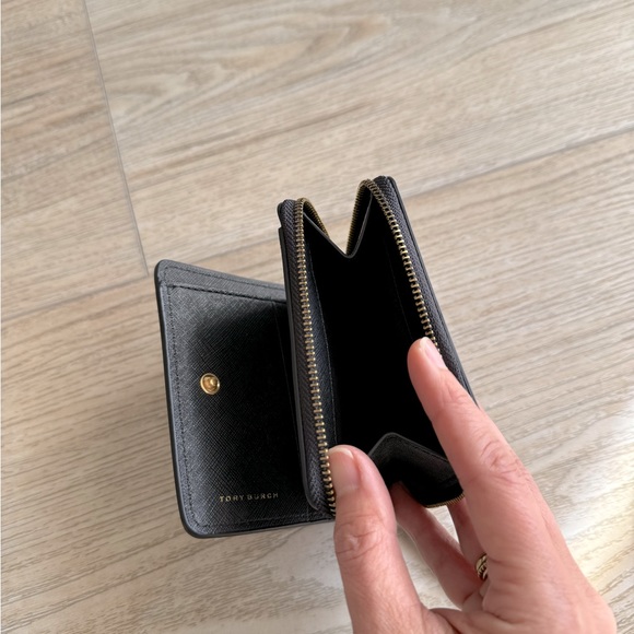 Tory Burch EMERSON MINI WALLET - Picture 4 of 6